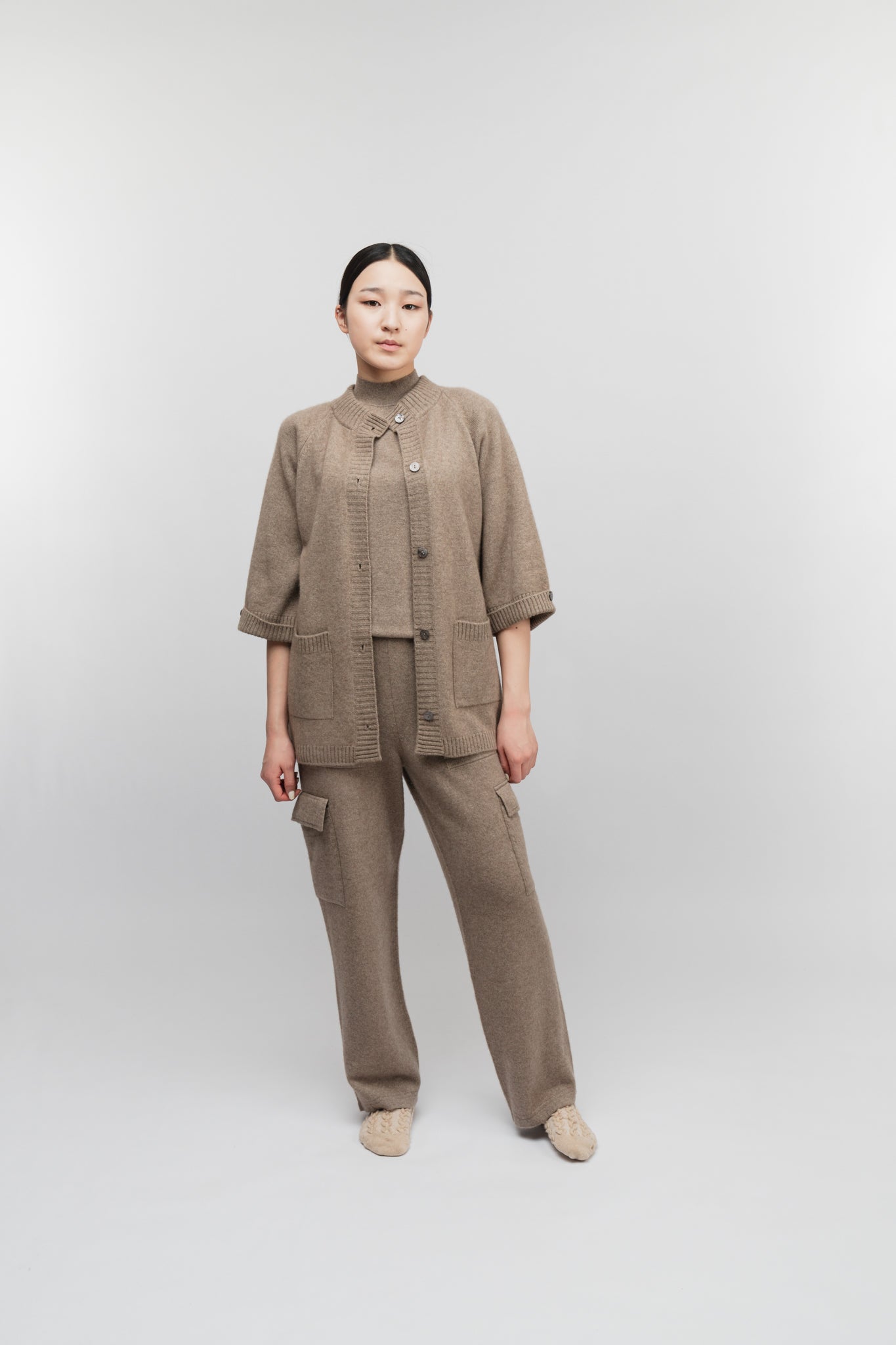 Cashmere Cardigan with short sleeve