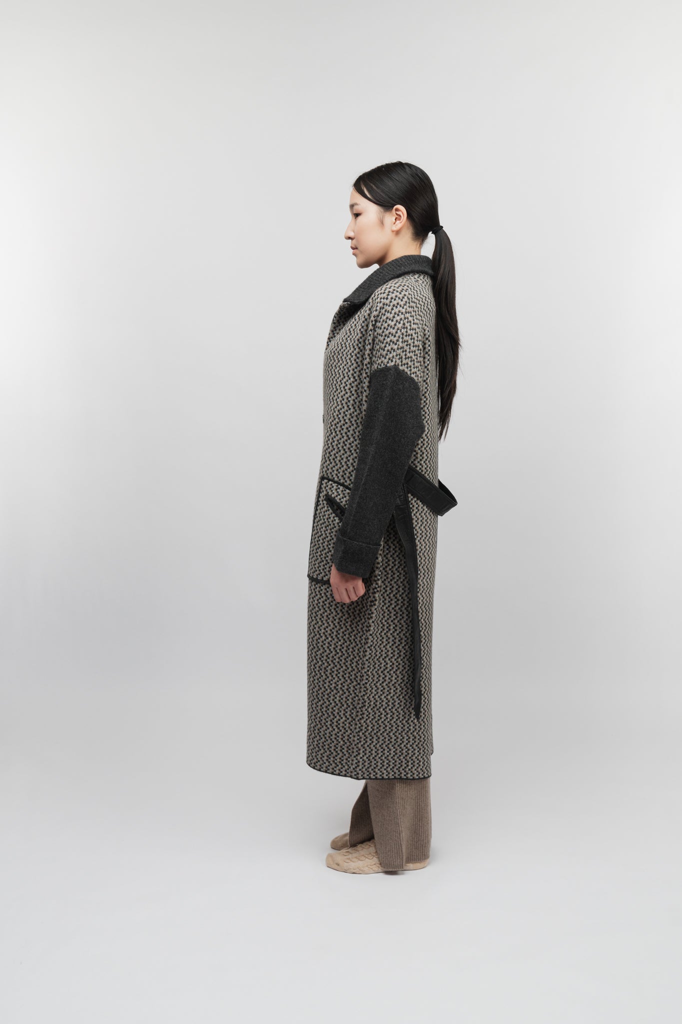 (Made to order) Dual-Tone Longline Coat (Charcoal)