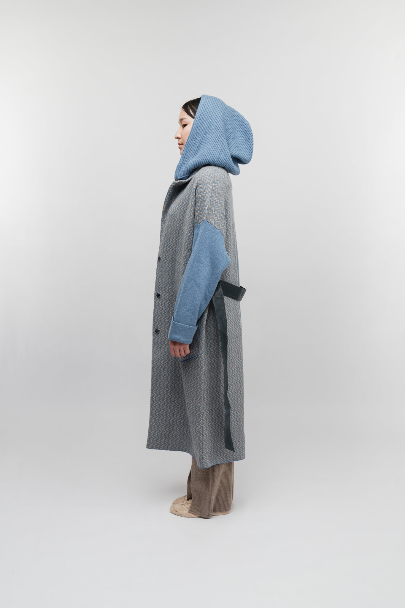 (Made to order) Dual-Tone Hooded Longline Coat (Blue)