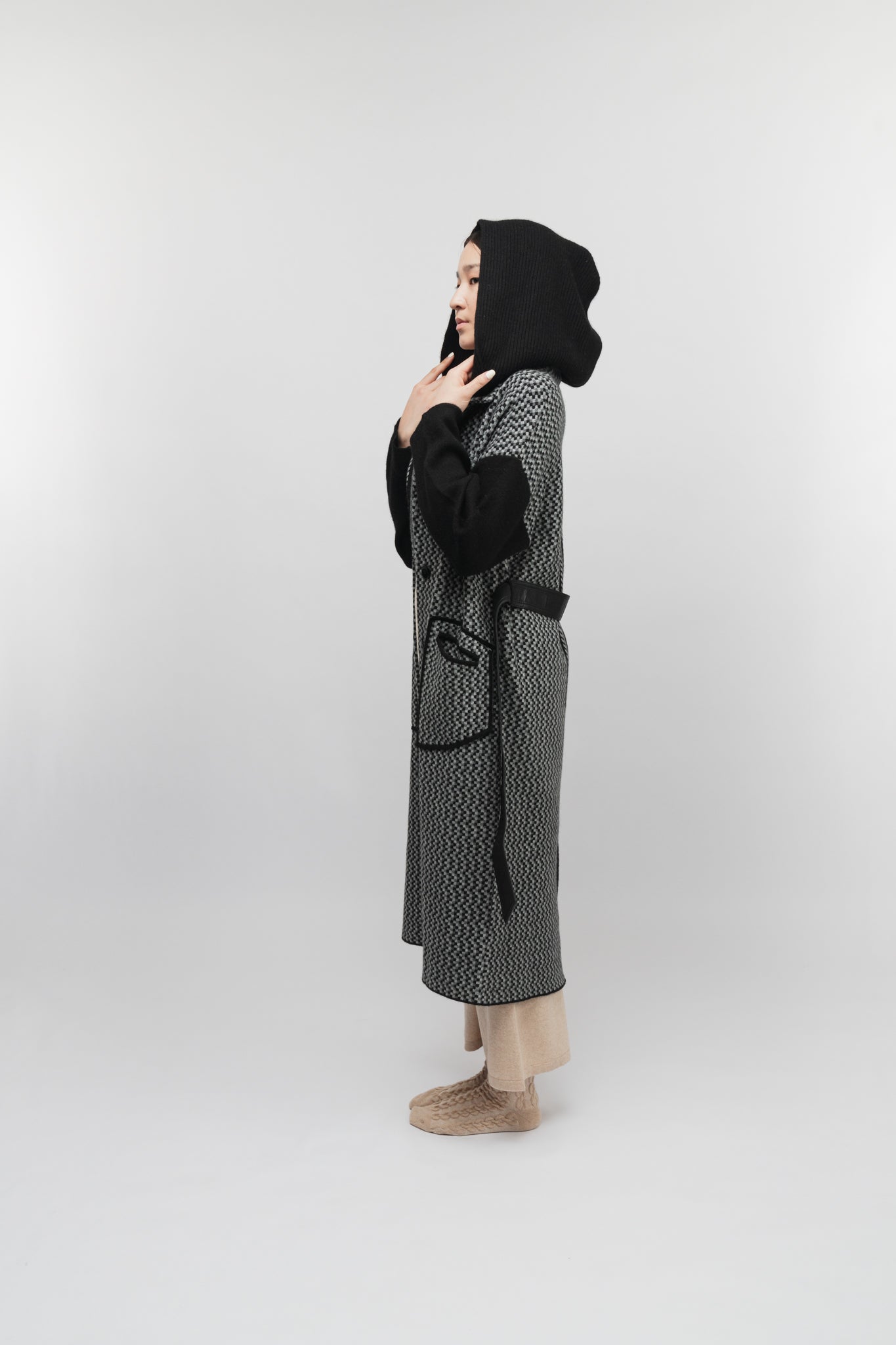 Dual-Tone Hooded Longline Coat (Black)