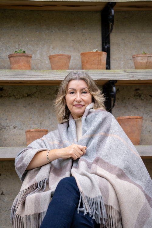 Cashmere Blanket + Gift Sleeping Socks