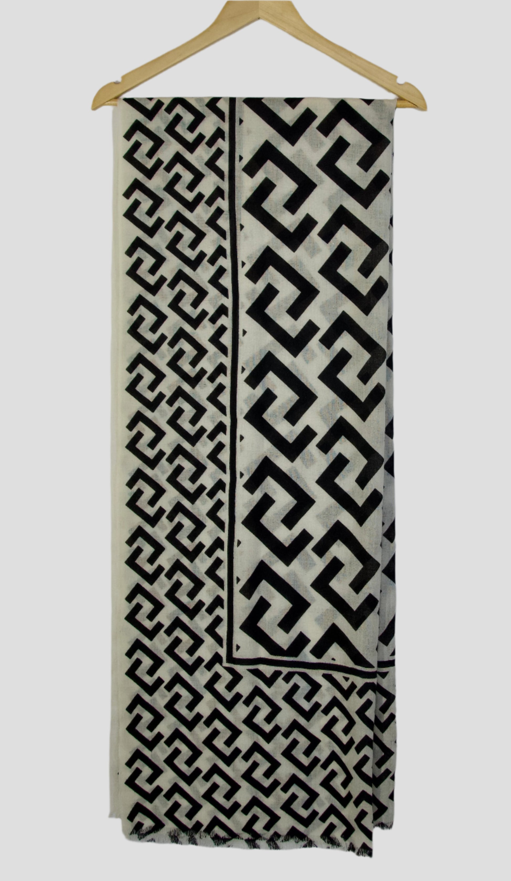 Cashmere scarf