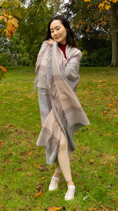 Cashmere Blanket + Gift Sleeping Socks
