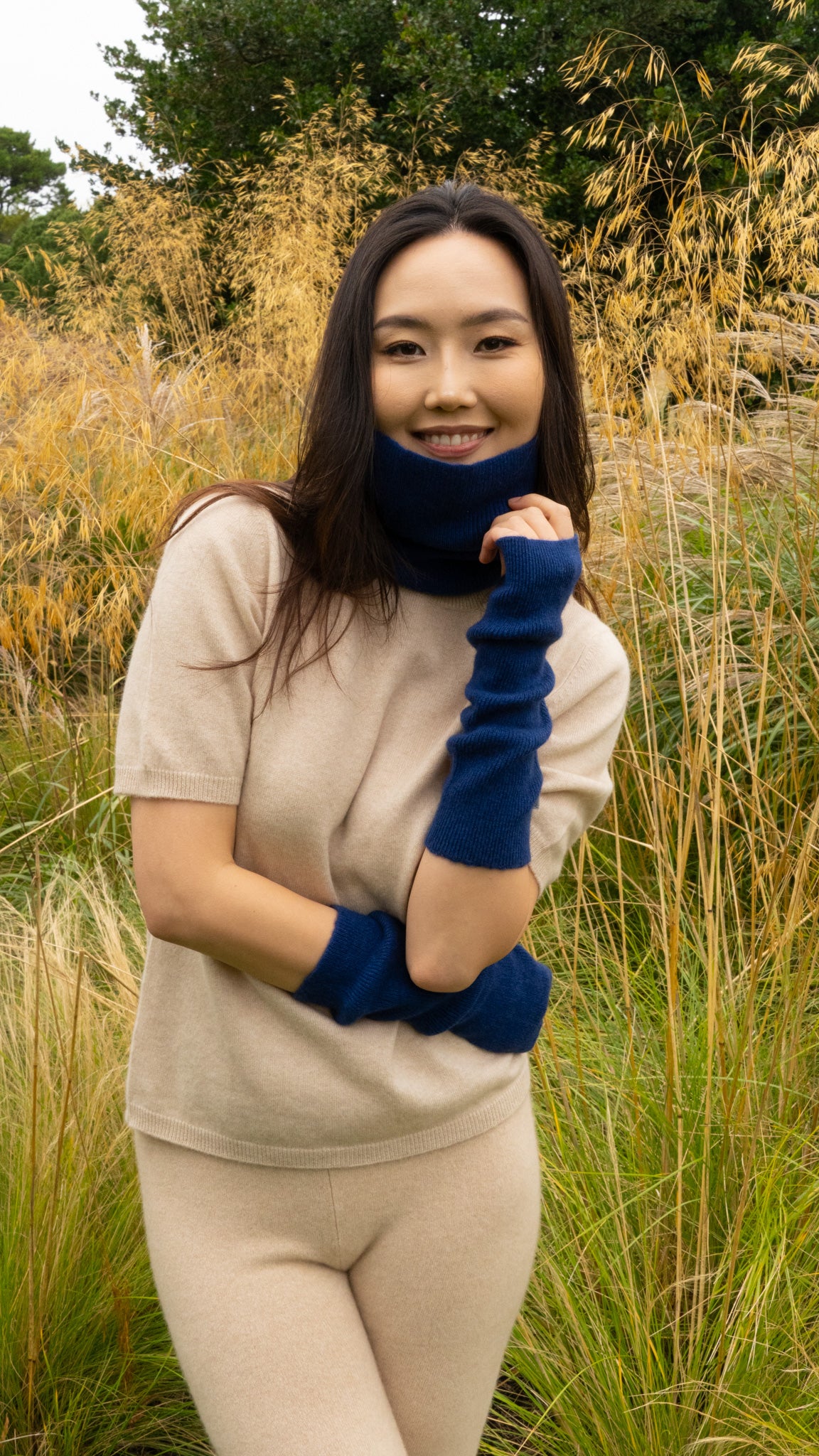 Versatile neck warmer