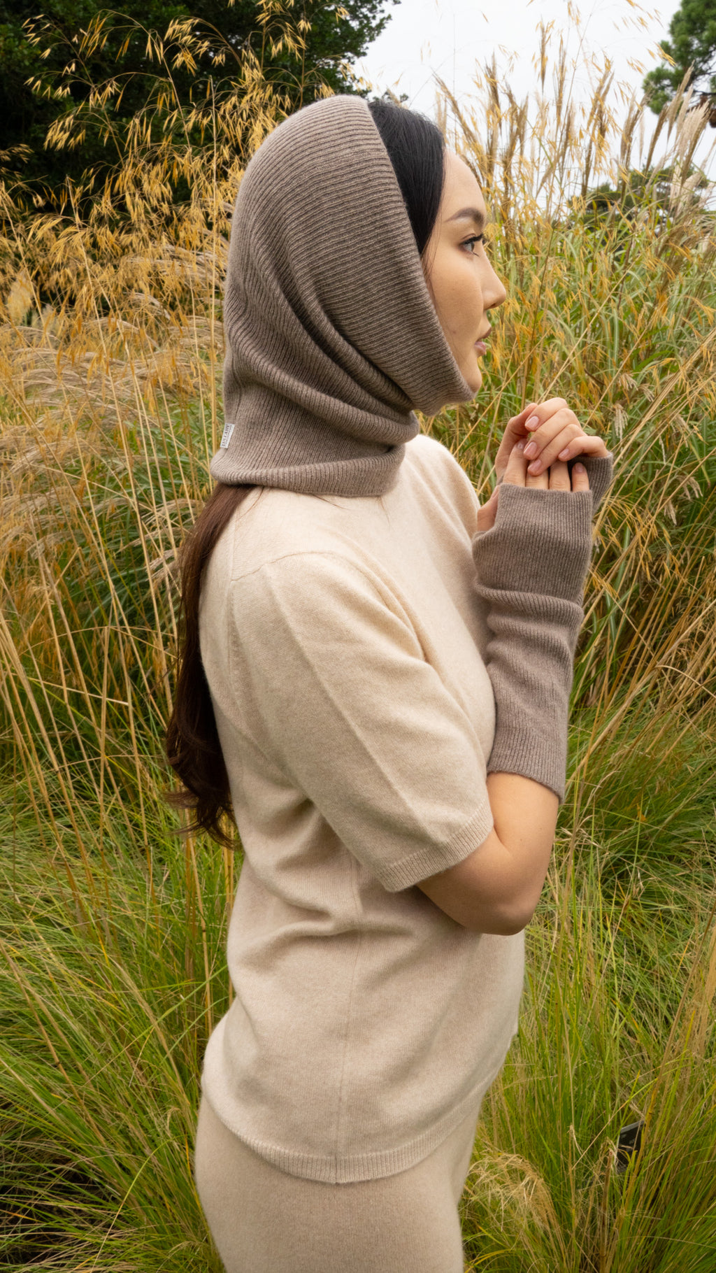 Versatile neck warmer