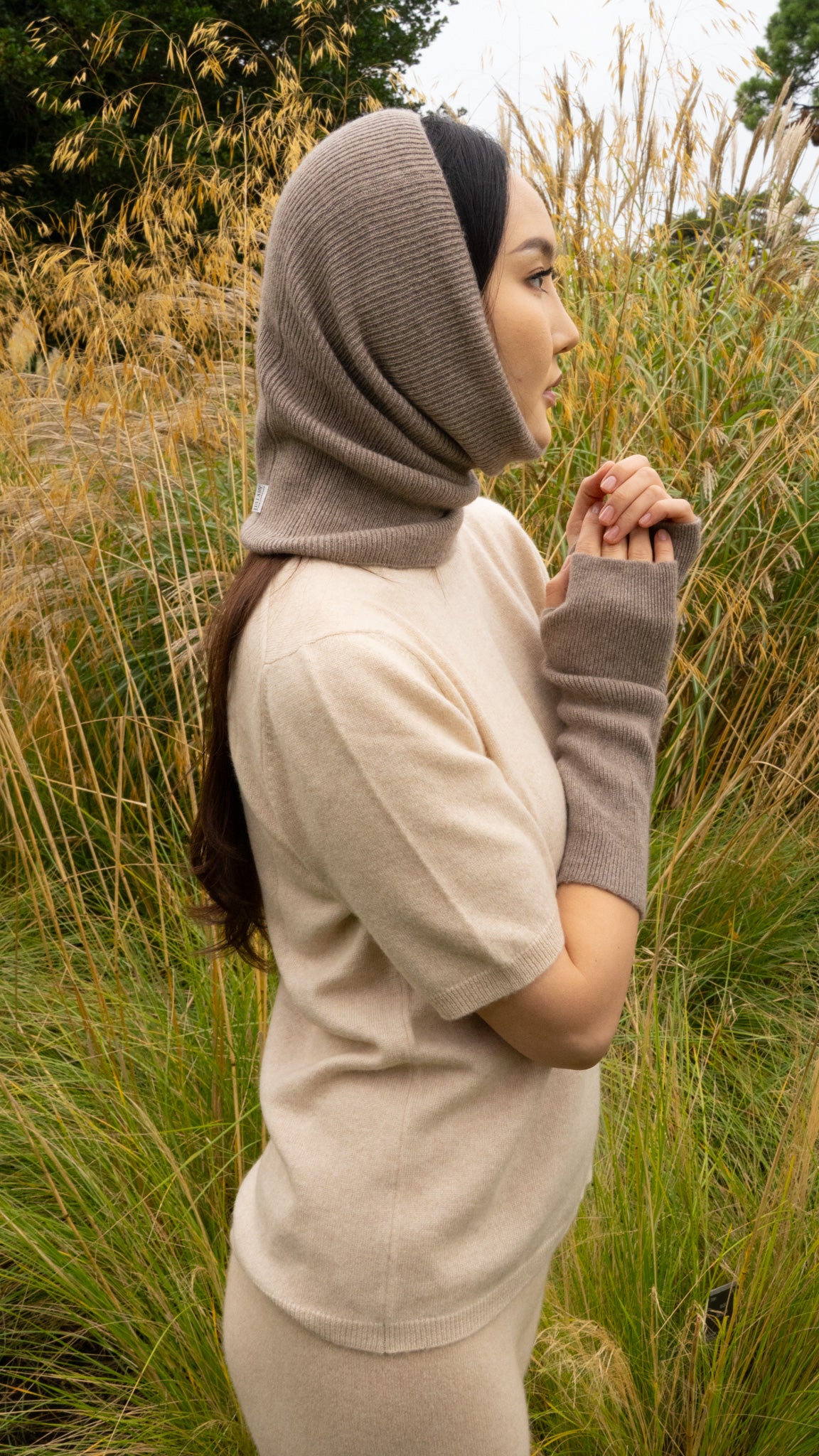 Versatile neck warmer