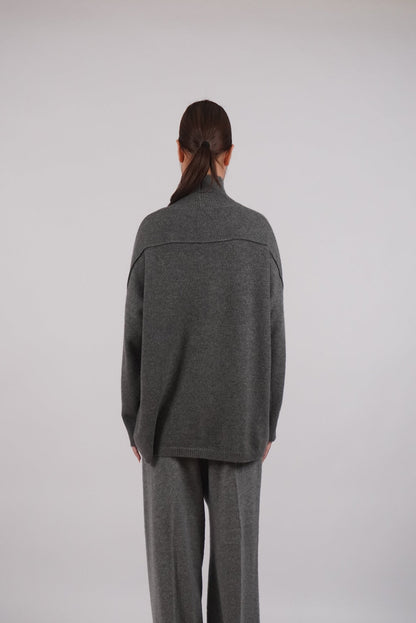 Liath turtleneck
