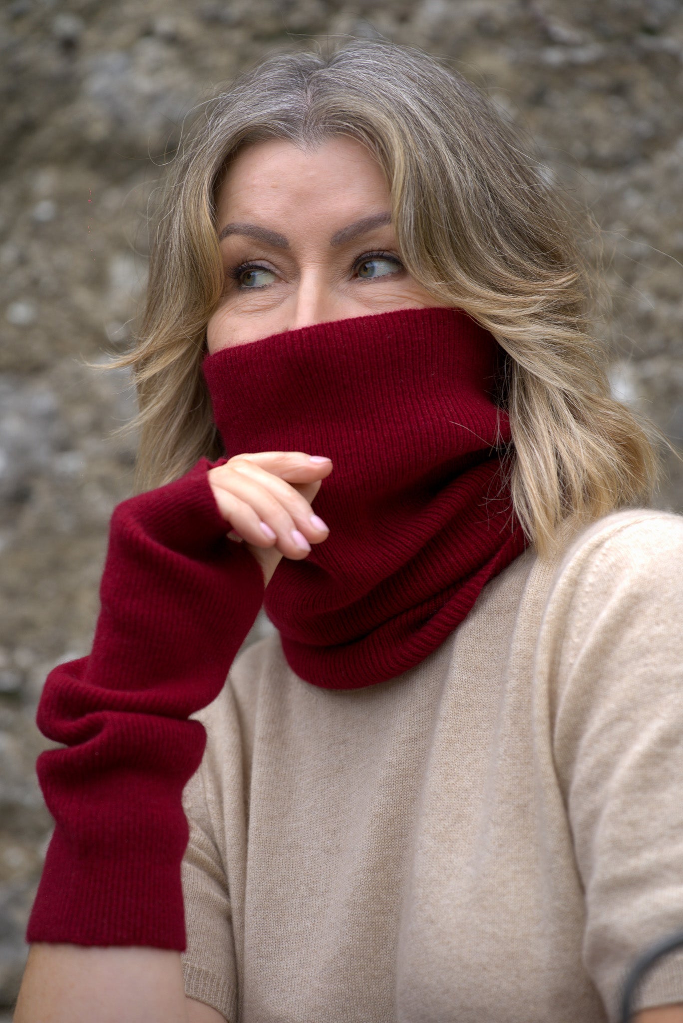 Versatile neck warmer